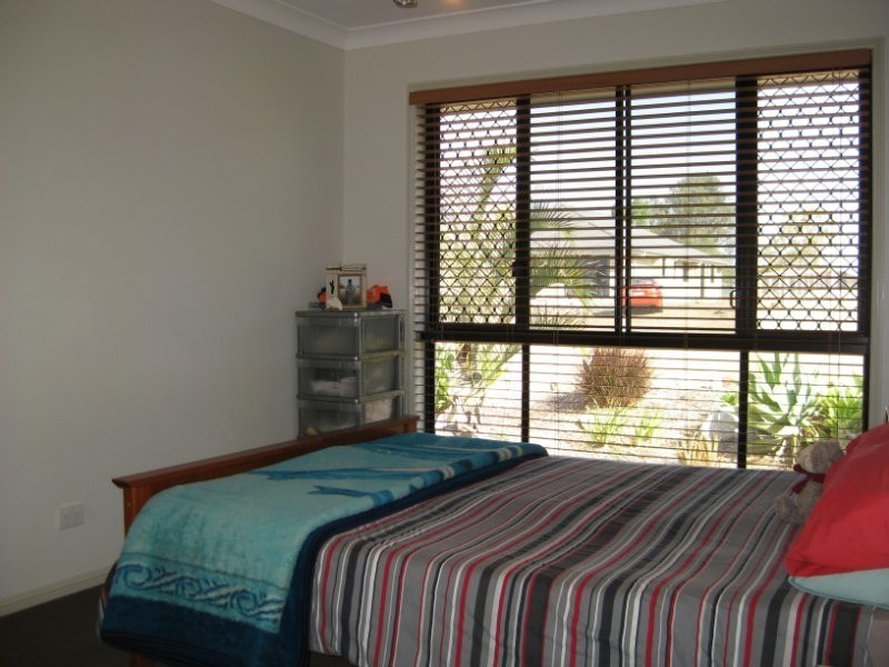 32 Loder Road, Thagoona QLD 4306