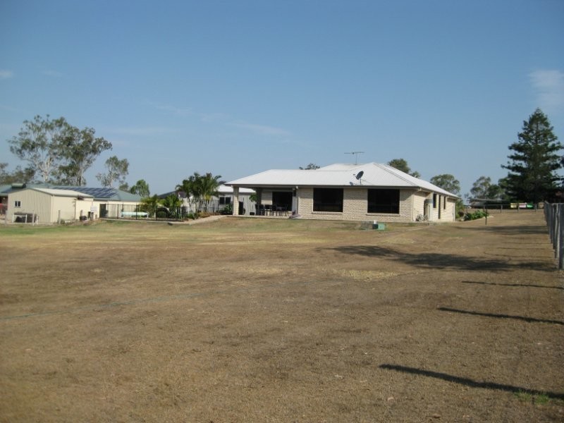 32 Loder Road, Thagoona QLD 4306