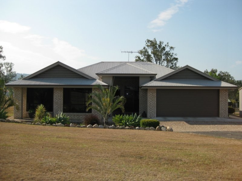 32 Loder Road, Thagoona QLD 4306