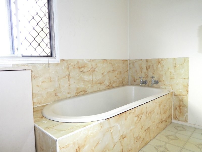 69 O’Sullivan Street, Woodend QLD 4305