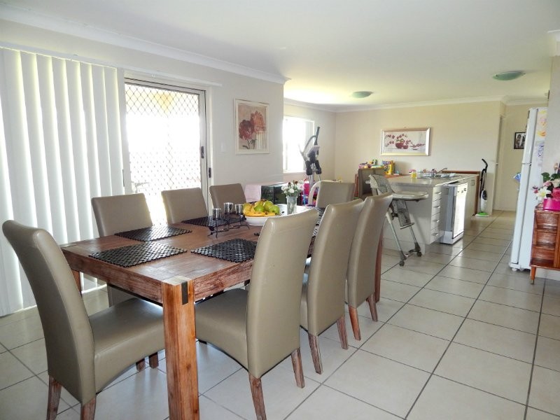 14 Baystone Place, Raceview QLD 4305