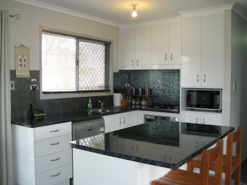 2 Leahy Street, Brassall QLD 4305