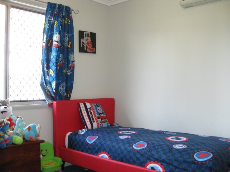 2 Leahy Street, Brassall QLD 4305