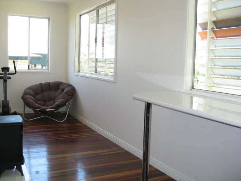 9 Gibbs Street, Churchill QLD 4305