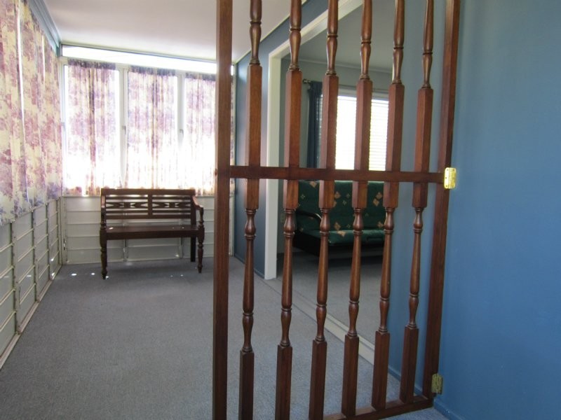 12 Oakhill Street, One Mile QLD 4305