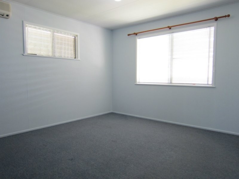 12 Oakhill Street, One Mile QLD 4305