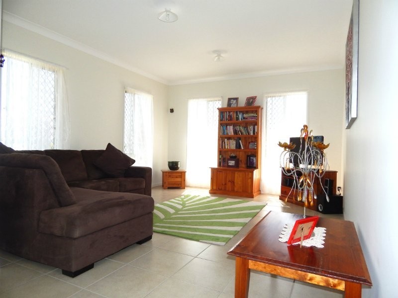 2 Siding Court, Rosewood QLD 4340