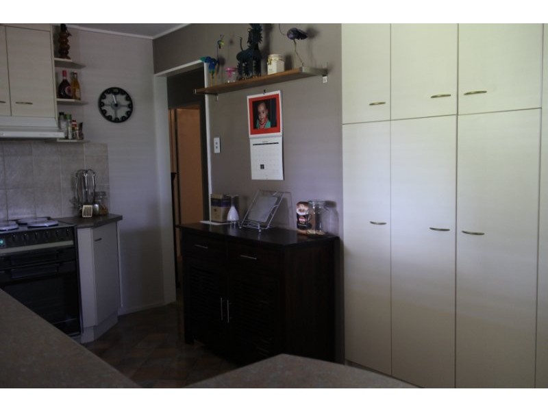 9 O’Keefe Street, Leichhardt QLD 4305