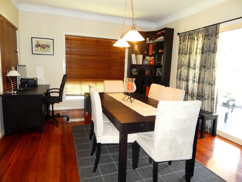 16 Doomba Place, Karalee QLD 4306