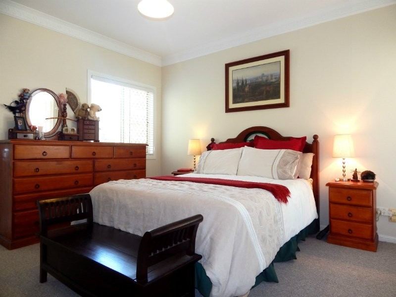 16 Doomba Place, Karalee QLD 4306