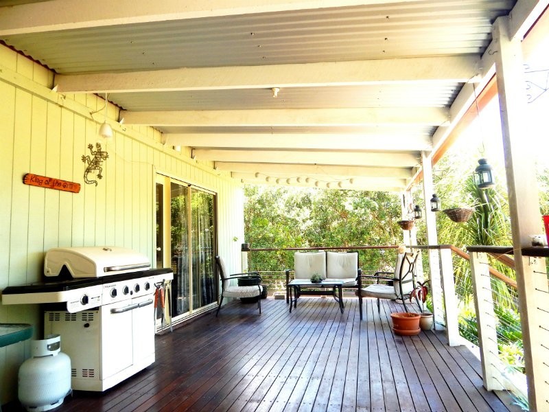 16 Doomba Place, Karalee QLD 4306