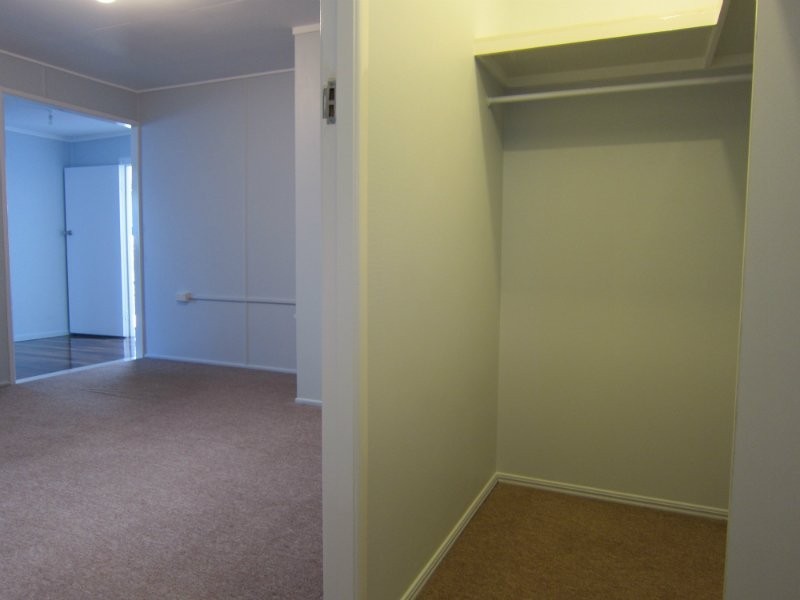 11 Edgar Street, Eastern Heights QLD 4305