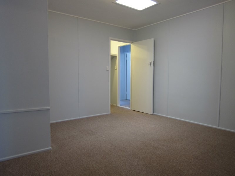 11 Edgar Street, Eastern Heights QLD 4305