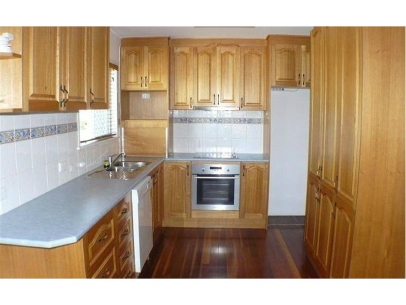 24 Perry Street, Churchill QLD 4305