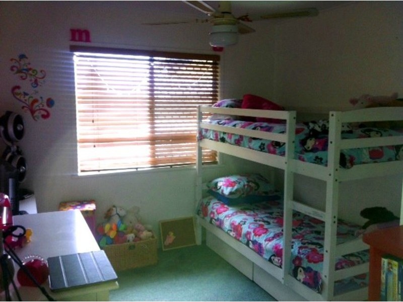 24 Perry Street, Churchill QLD 4305