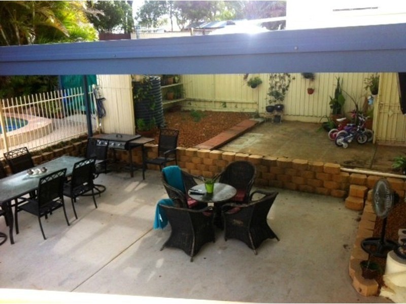 24 Perry Street, Churchill QLD 4305