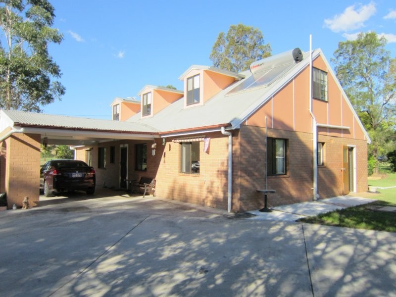 19 Hart Street, Bundamba QLD 4304