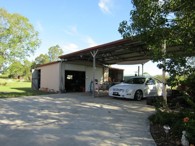 19 Hart Street, Bundamba QLD 4304