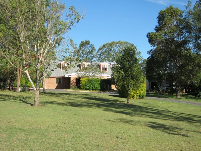 19 Hart Street, Bundamba QLD 4304