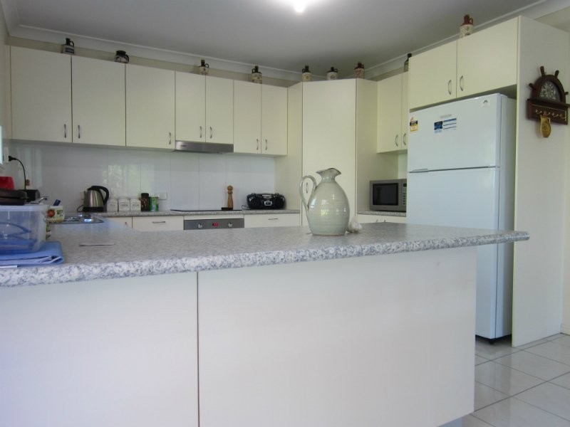 19 Hart Street, Bundamba QLD 4304