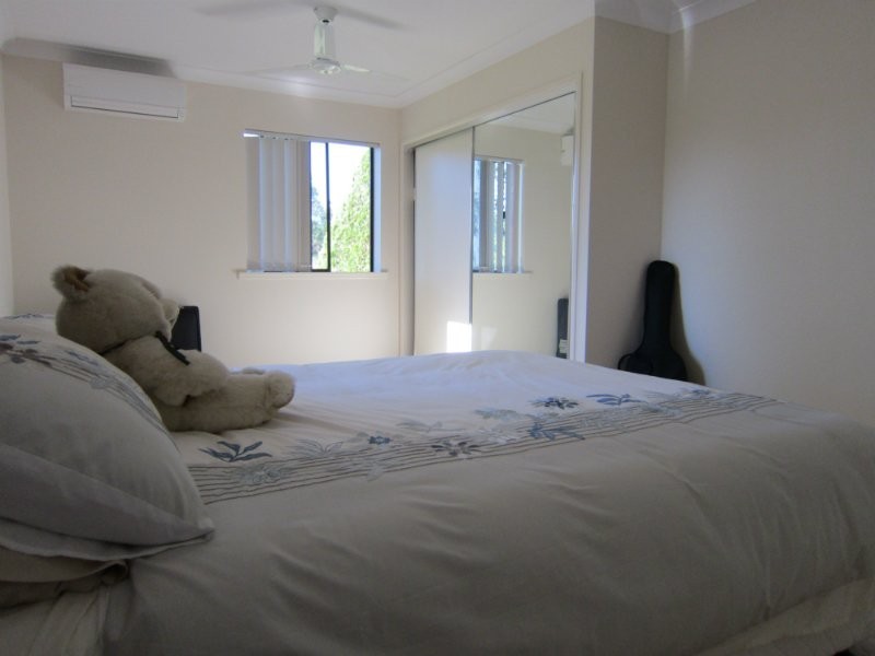 19 Hart Street, Bundamba QLD 4304