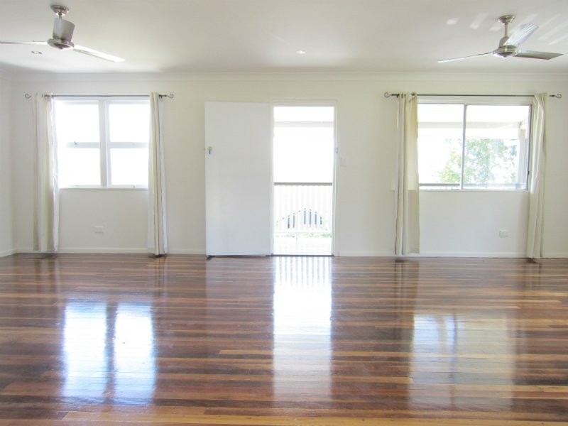 69 Avon Street, Leichhardt QLD 4305