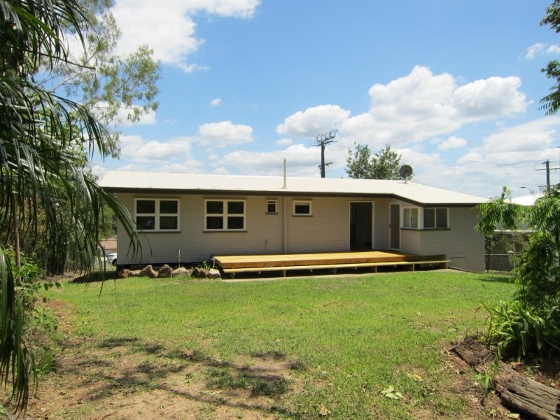 69 Avon Street, Leichhardt QLD 4305