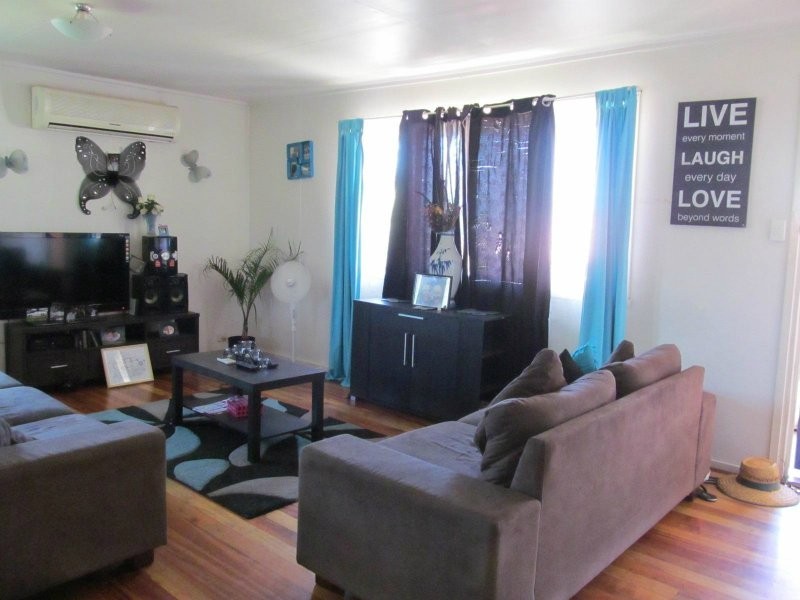 11 Lucas Street, Dinmore QLD 4303