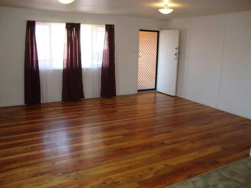 11 Lucas Street, Dinmore QLD 4303