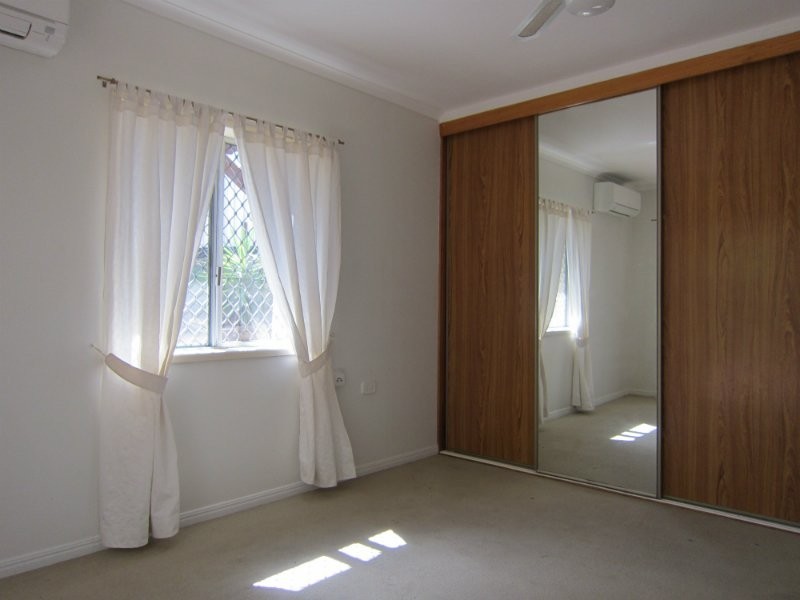 10 McKenzie Street, Bundamba QLD 4304