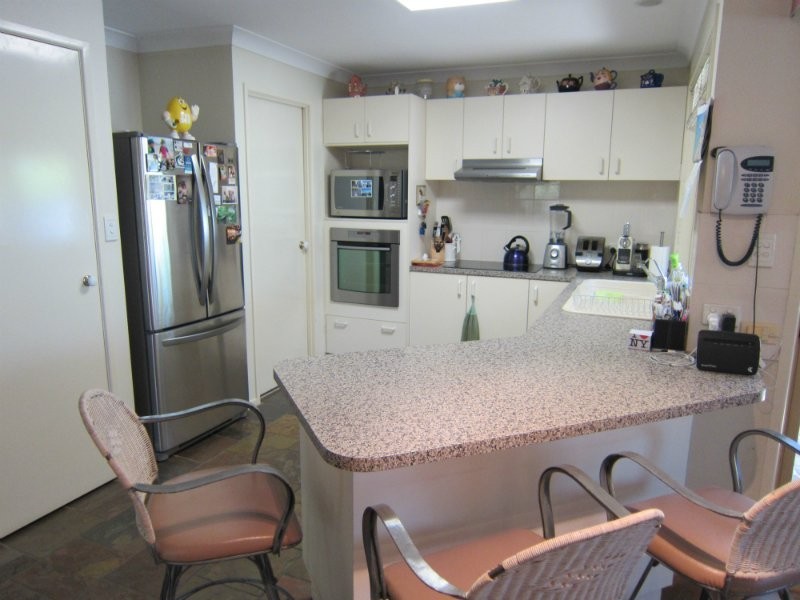 115 Sandalwood Drive, Yamanto QLD 4305