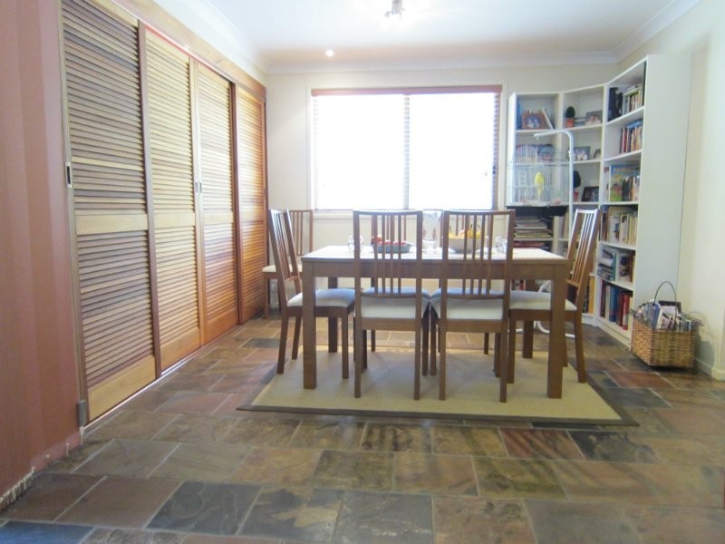 115 Sandalwood Drive, Yamanto QLD 4305