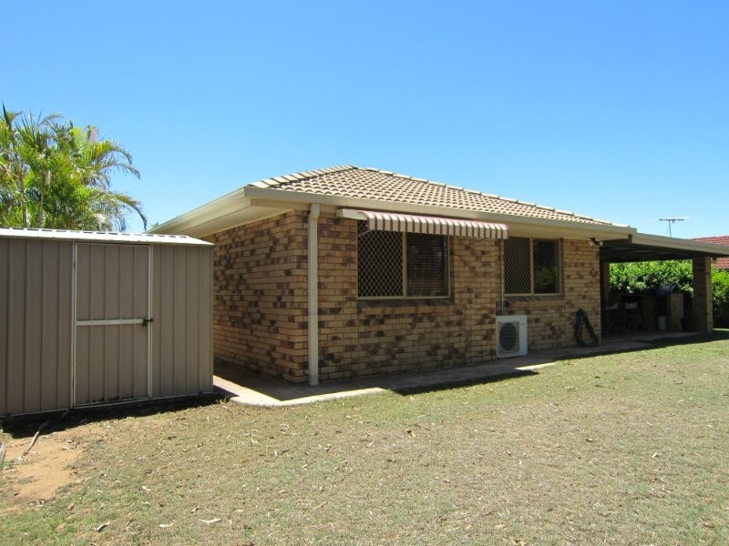 115 Sandalwood Drive, Yamanto QLD 4305