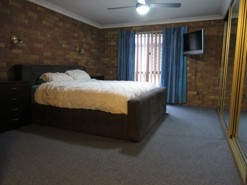 38 Deebing Creek Road, Yamanto QLD 4305