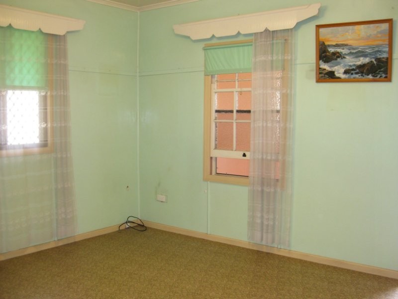 67 Pine Street, North Ipswich QLD 4305
