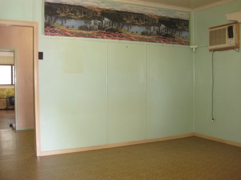 67 Pine Street, North Ipswich QLD 4305