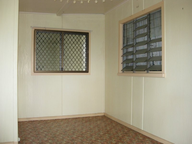 67 Pine Street, North Ipswich QLD 4305
