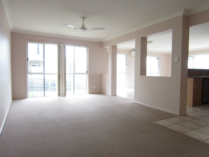 19 Lagoona Court, Churchill QLD 4305