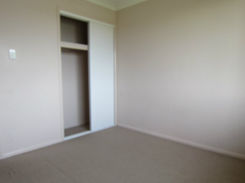 19 Lagoona Court, Churchill QLD 4305