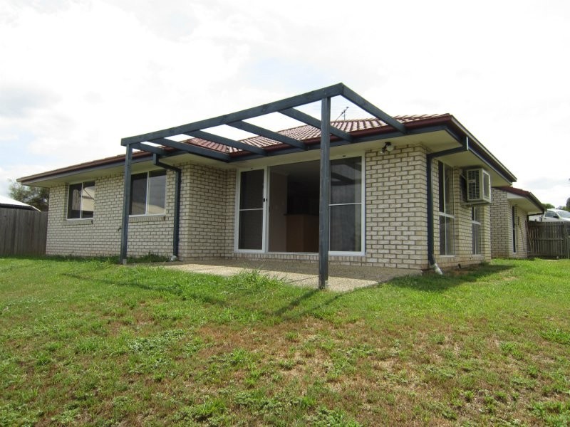 19 Lagoona Court, Churchill QLD 4305