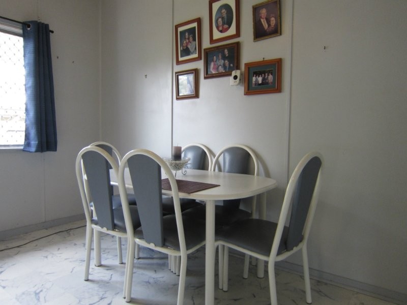 16 Coleman Street, Leichhardt QLD 4305