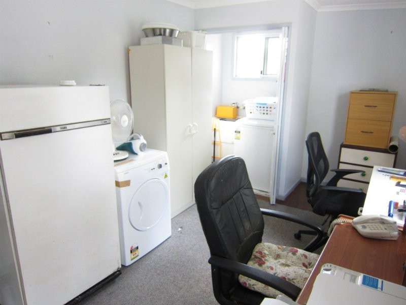 16 Coleman Street, Leichhardt QLD 4305