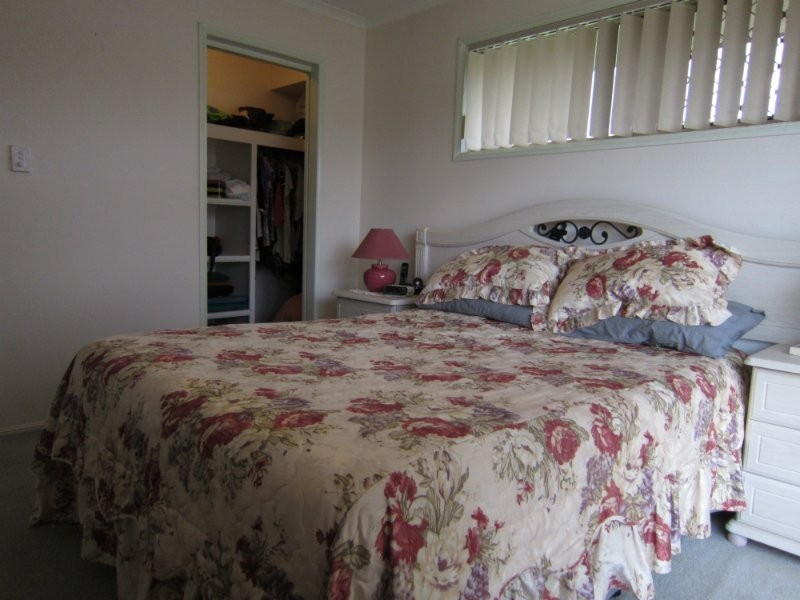 40 Jonquil Circuit, Flinders View QLD 4305