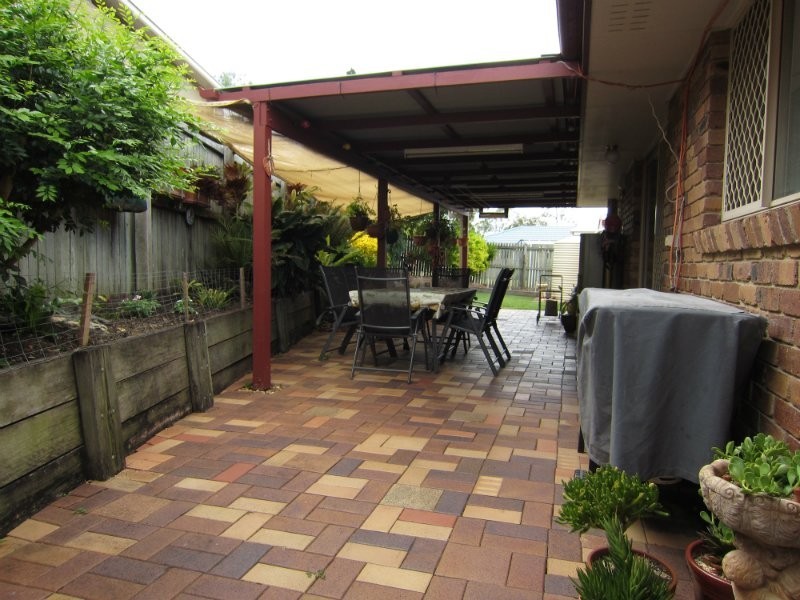 40 Jonquil Circuit, Flinders View QLD 4305