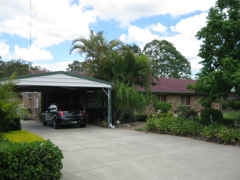 36 Flametree Court, Walloon QLD 4306