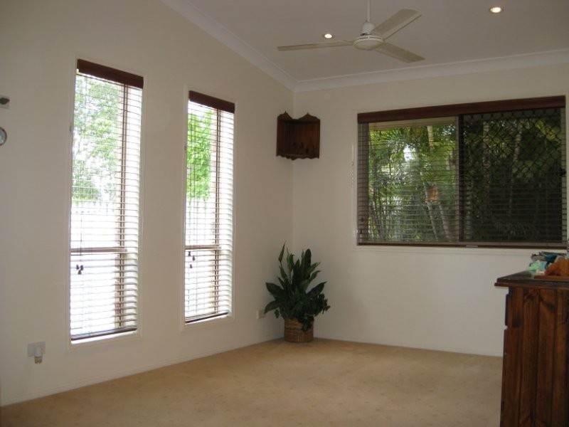 36 Flametree Court, Walloon QLD 4306