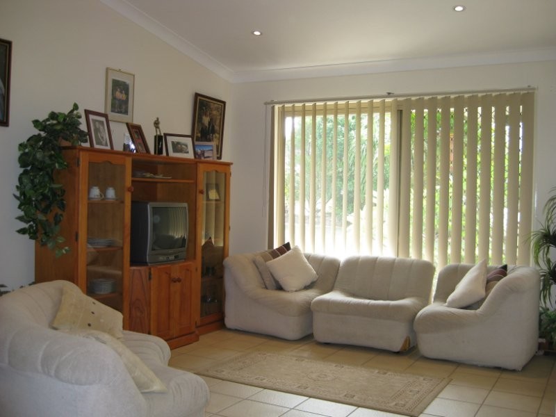 36 Flametree Court, Walloon QLD 4306