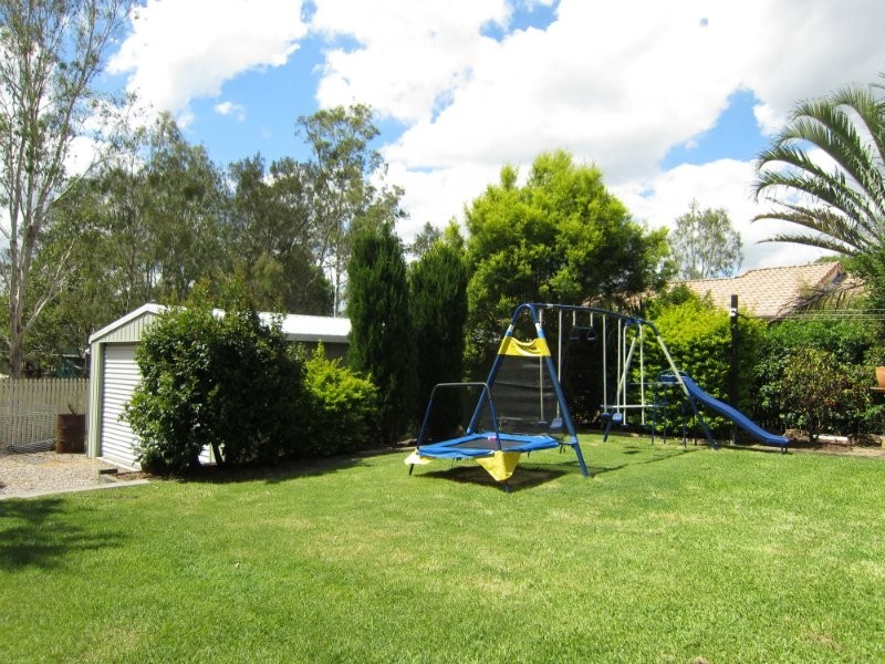 43 Beechwood Drive, Yamanto QLD 4305