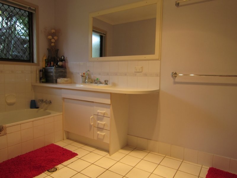 43 Beechwood Drive, Yamanto QLD 4305