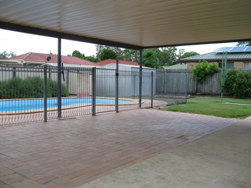 62a Briggs Road, Raceview QLD 4305